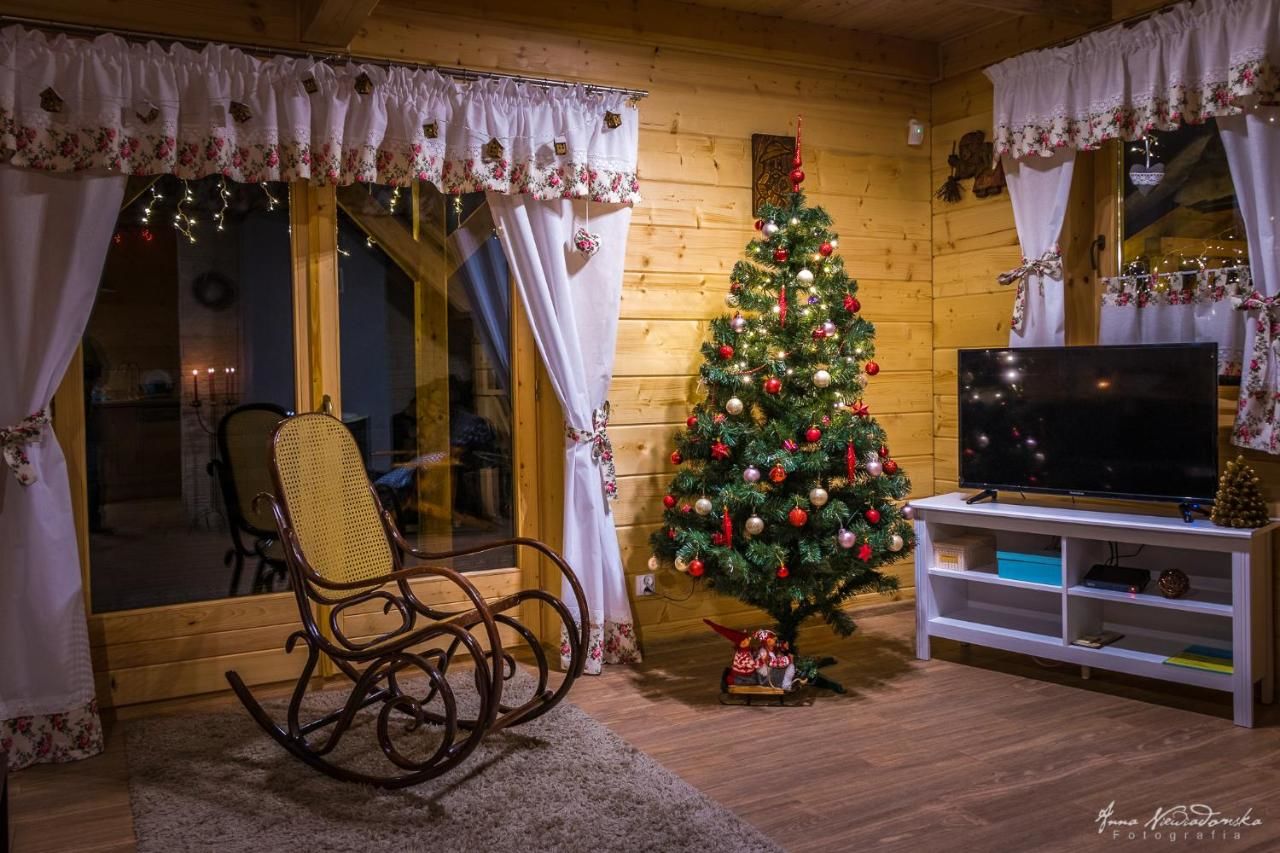 Дома для отпуска Borowikowe Zacisze drewniane domy z dostępem do balii i sauny Falsztyn